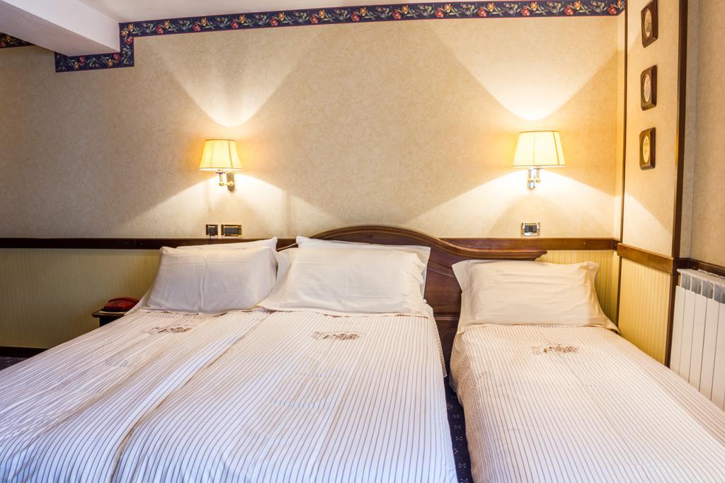 Hotel Petit Prince Антаньод Экстерьер фото